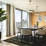 Hyatt Regency 5*