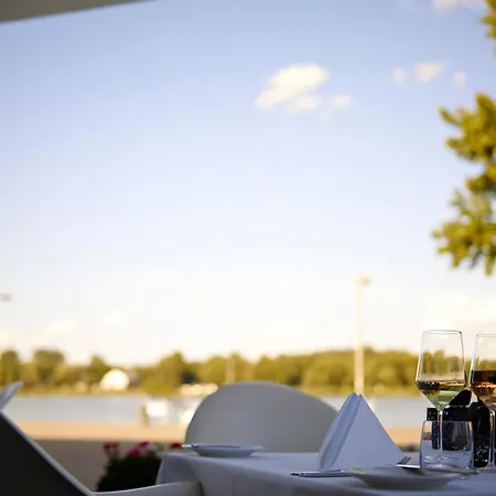 Hyatt Regency 5*