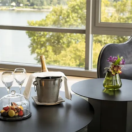 Hyatt Regency 5*