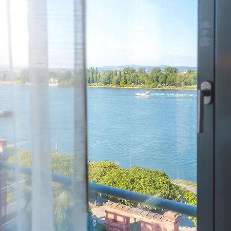 Hyatt Regency Hotel 5*