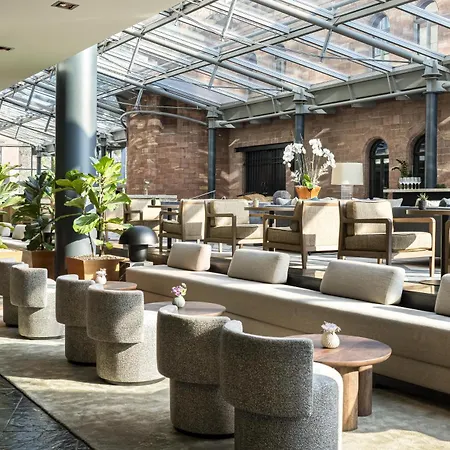 Hyatt Regency Hotel 5*