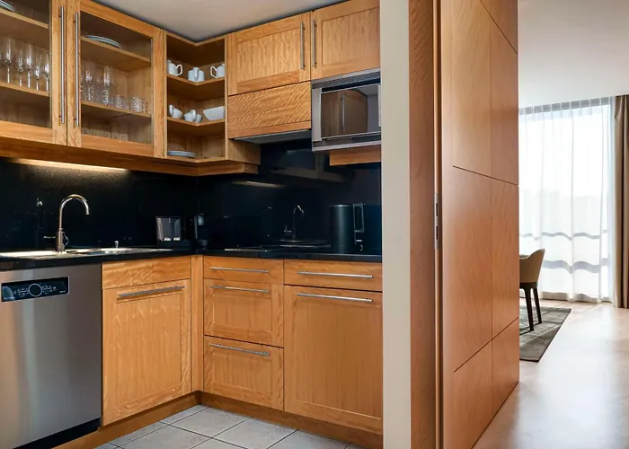 Hyatt Regency Hotel 5*