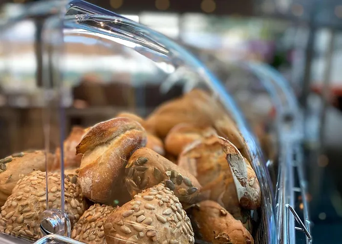 Hyatt Regency Hotel 5*