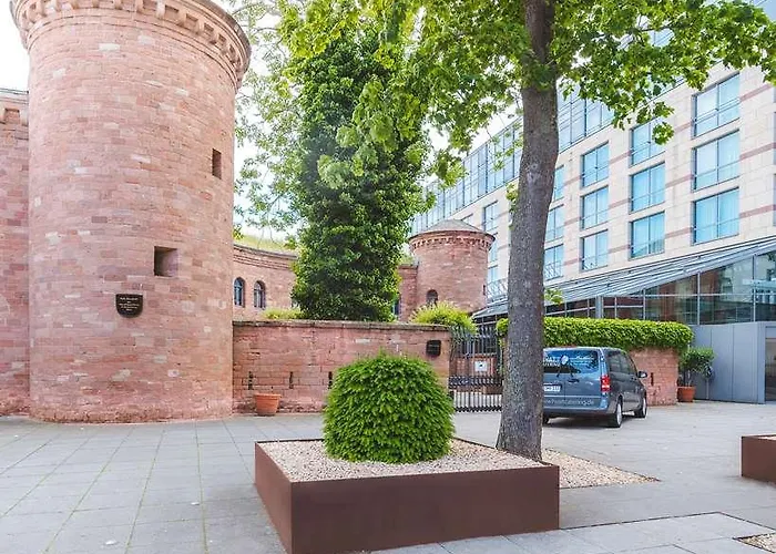 Hyatt Regency Hotel 5*